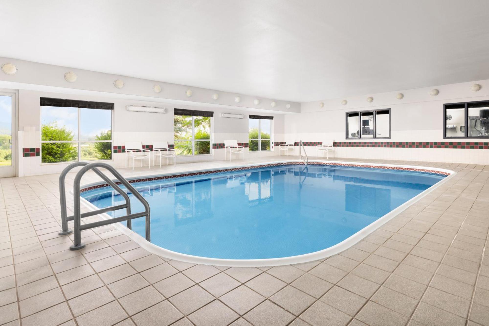 Country Inn & Suites By Radisson, Big Flats Horseheads Extérieur photo